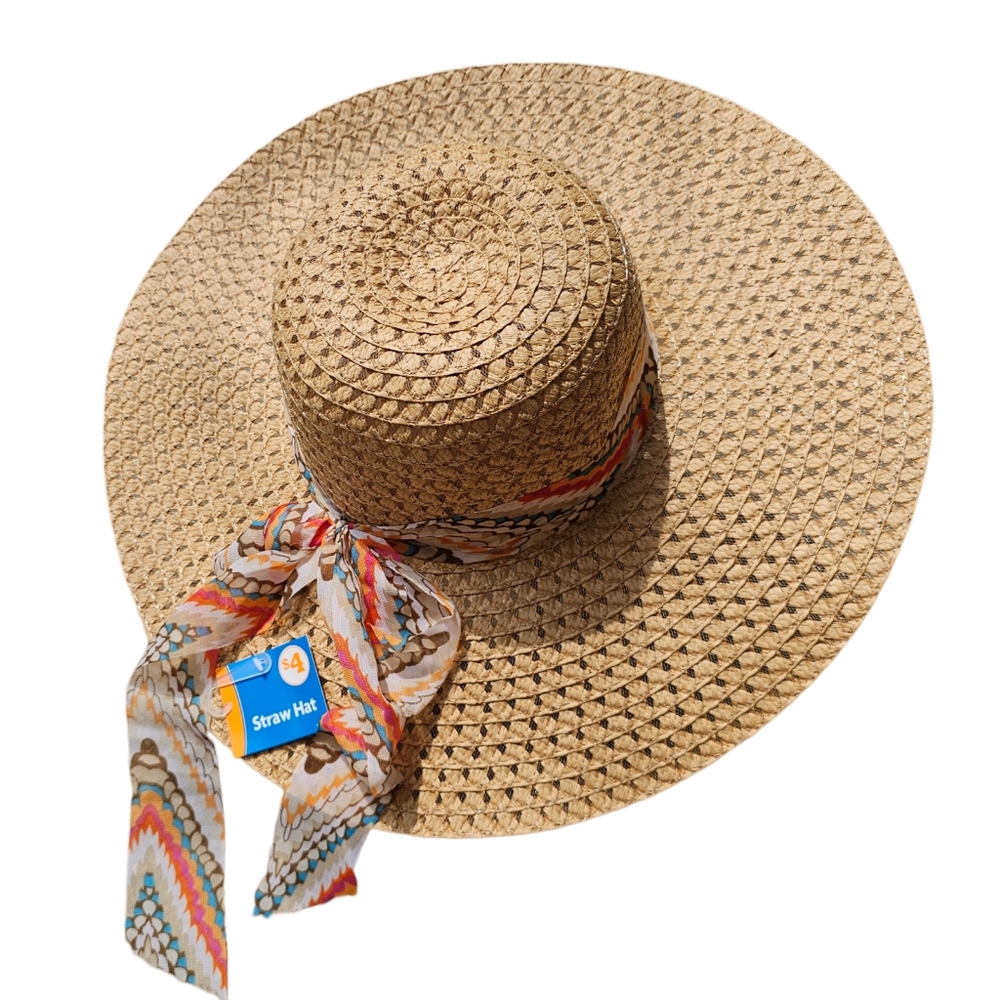 Item 736, 737, and 739 - Purchase these 3 hats and elevate your beach look - Picture 14 of 16